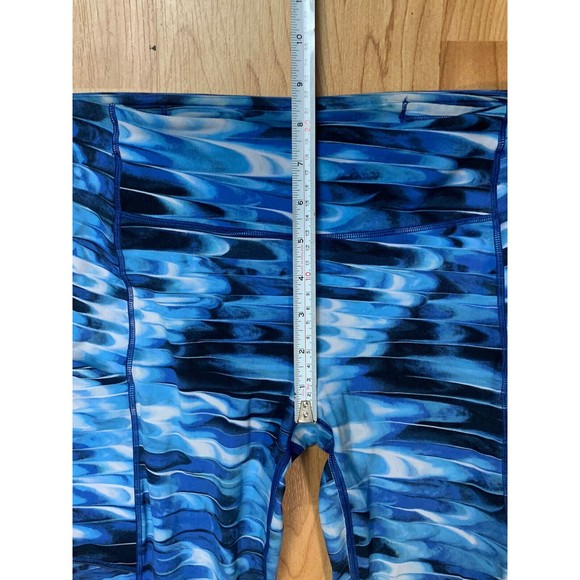 lululemon athletica Blue Patterned Cropped Pants - Picture 4 of 6